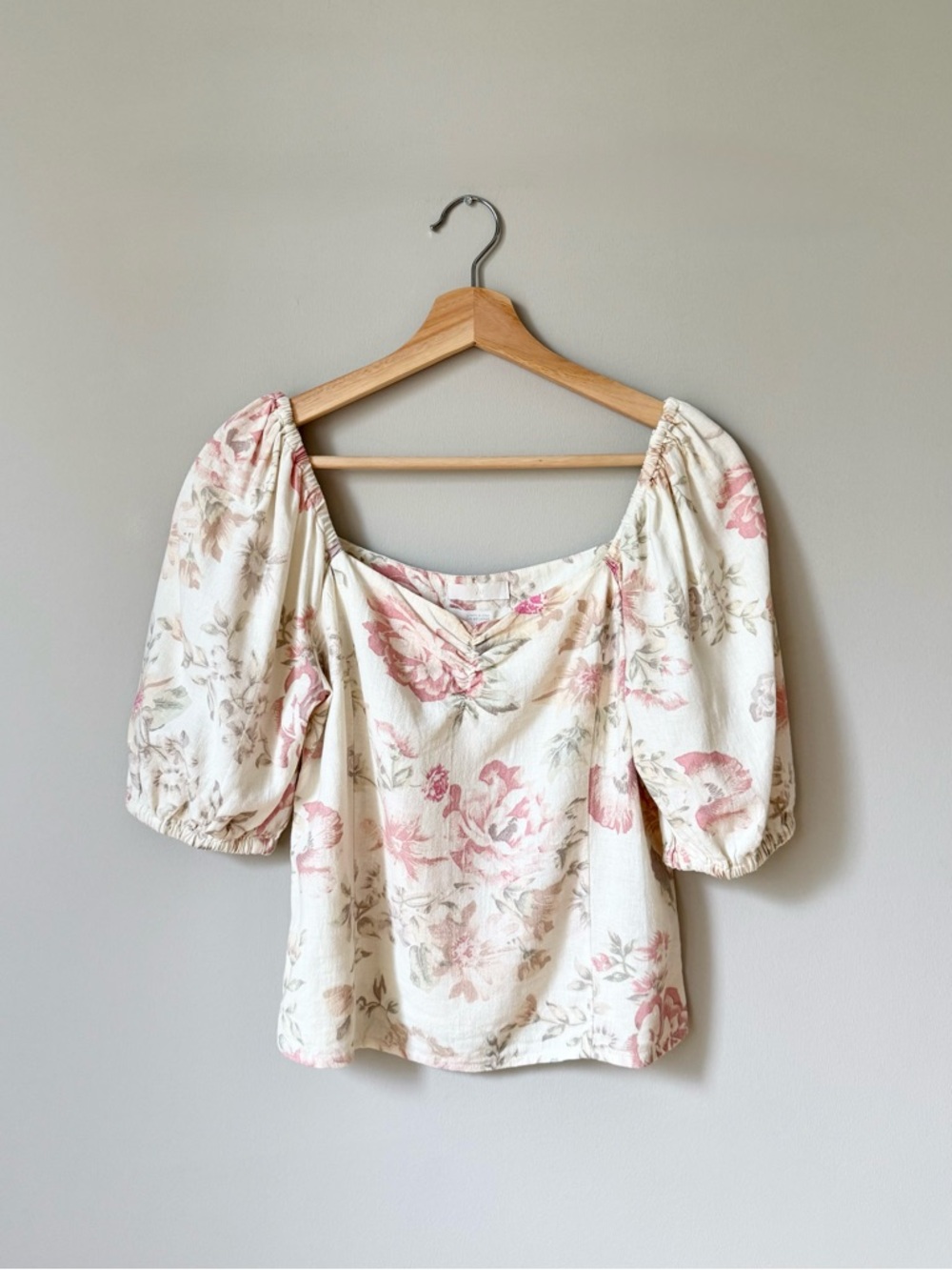 {H&M} Floral Linen Blend Puff Sleeve Top - Cream & Pink
